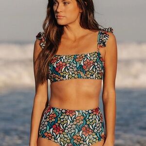 Floral print bikini top XL